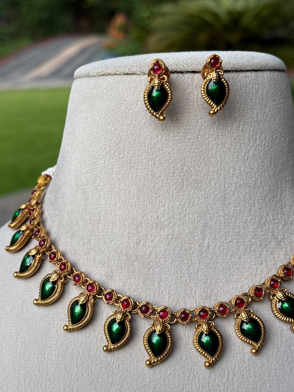 N0248 Premium Quality Traditional Green Manga Mango motif Palaka Necklace with Earring