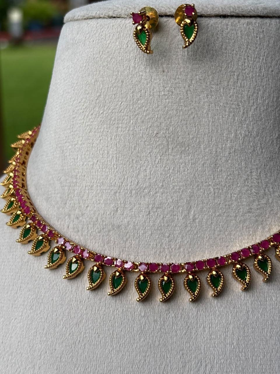 N0330 Stone Palaka Maga Necklace