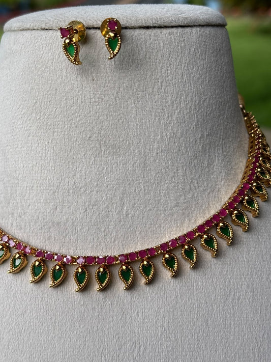 N0330 Stone Palaka Maga Necklace