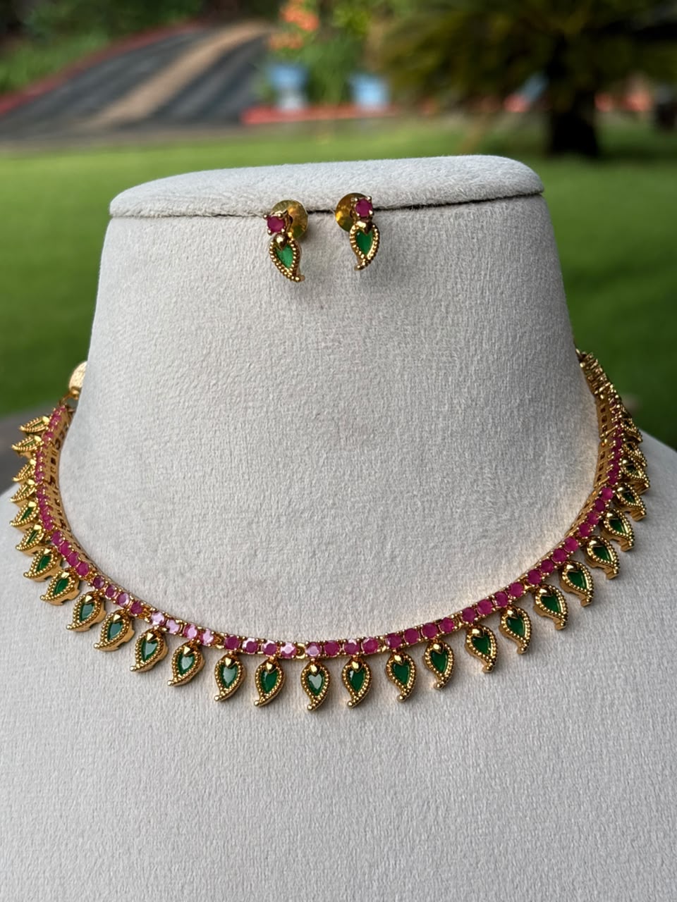 N0330 Stone Palaka Maga Necklace