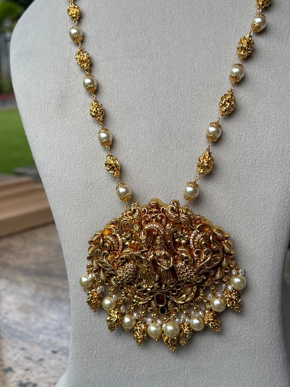 H0043 Premium Quality 31 inch long Pearl Haram