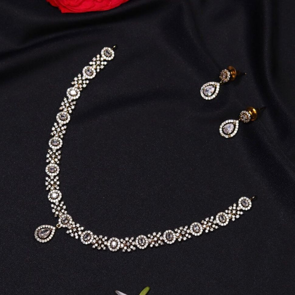 Flora Full White AD necklace - N008-CR50