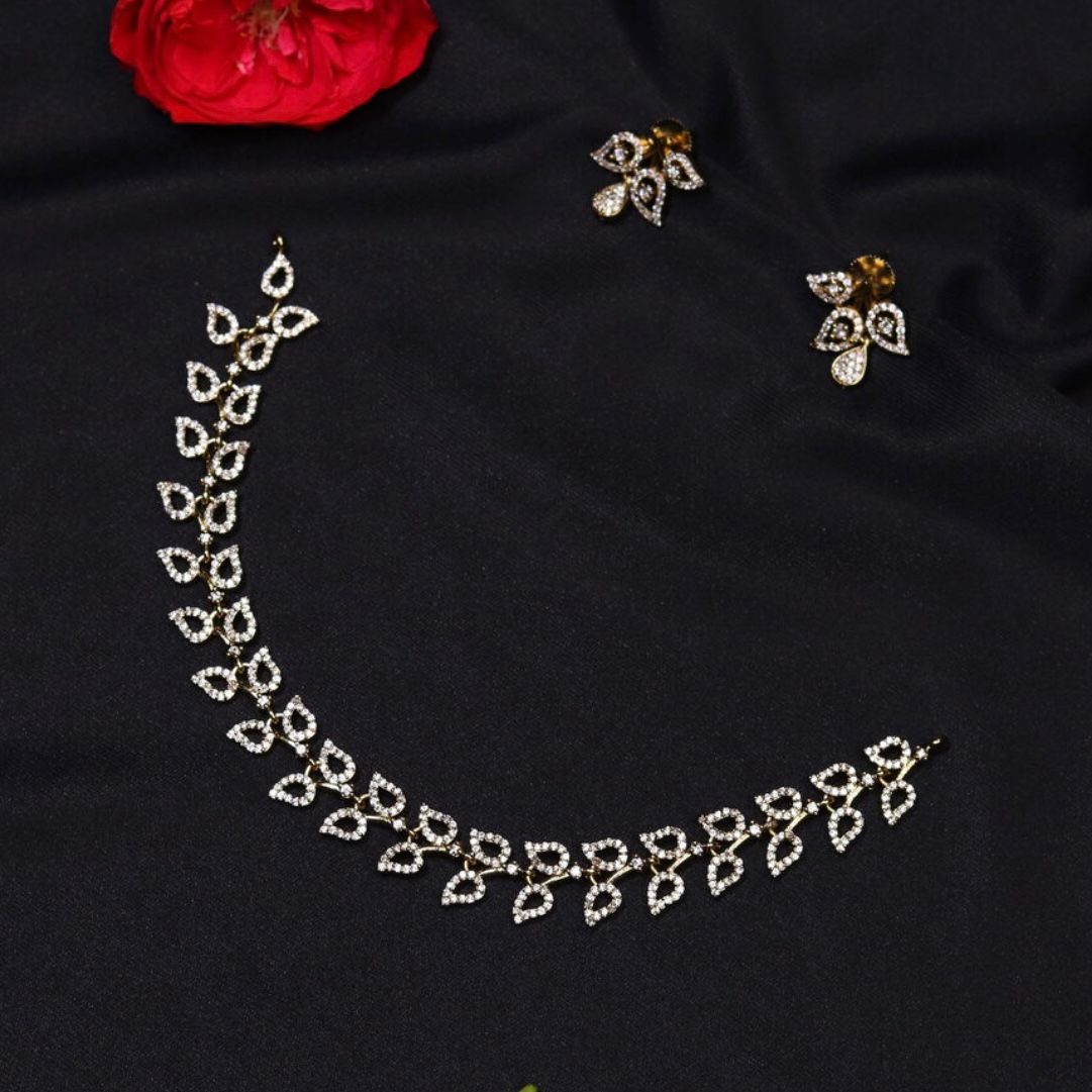 Premium Quality Leaf Shape AD White Stone Necklace N0168-CR42